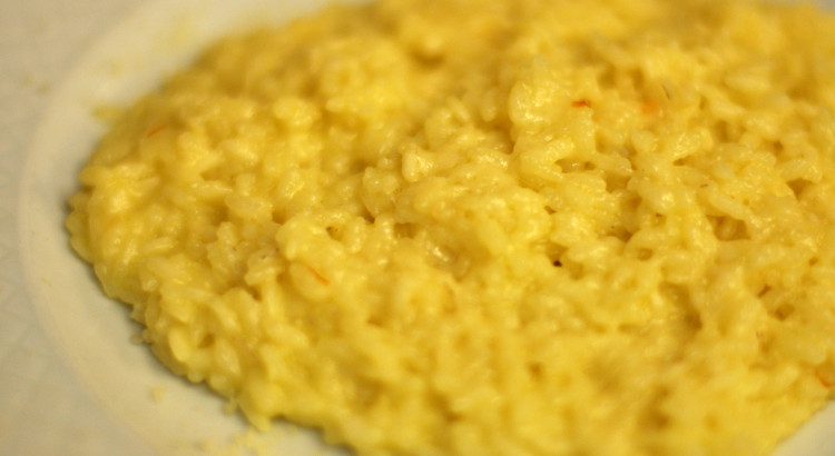 By cyclonebill from Copenhagen, Denmark (Risotto med safran  Uploaded by palnatoke) [CC BY-SA 2.0 (http://creativecommons.org/licenses/by-sa/2.0)], via Wikimedia Commons